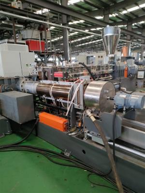 瀝青改性劑造粒機(jī)_瀝青改性劑造粒機(jī)_佳德塑機(jī)